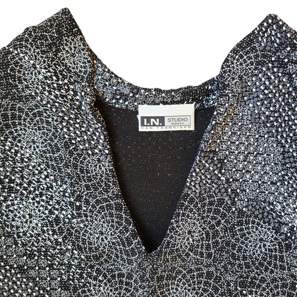 Dressy, sparkly, tunic blouse, sheer strechy, black, white, silver, 1X - Picture 3 of 5